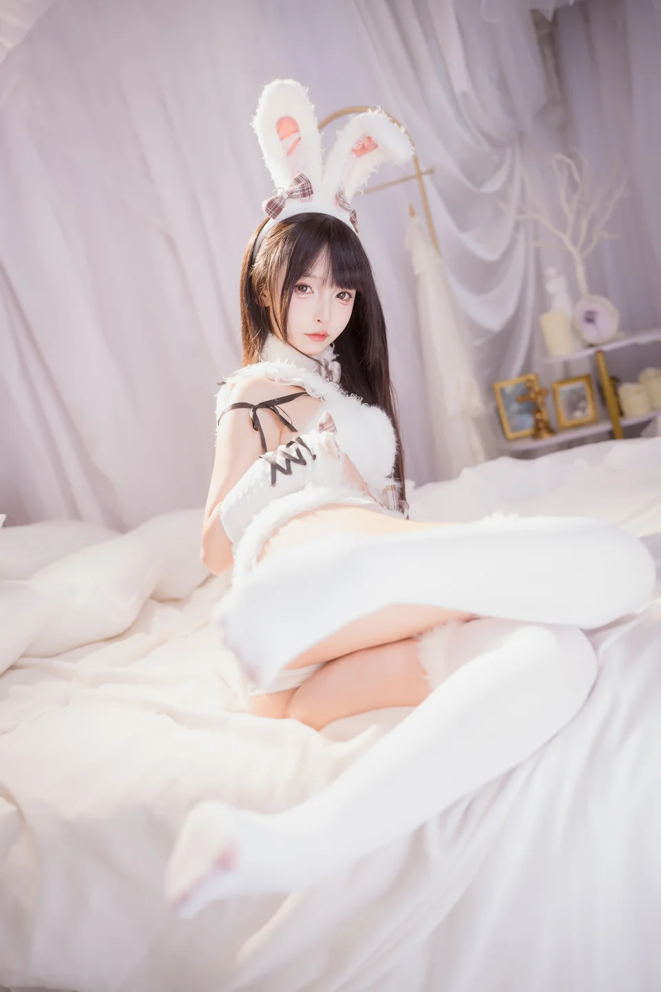 神楽坂真冬 - 毛绒白兔 [75P,2V-318MB] tg@simisebaisi 【丝足阁】063.webp